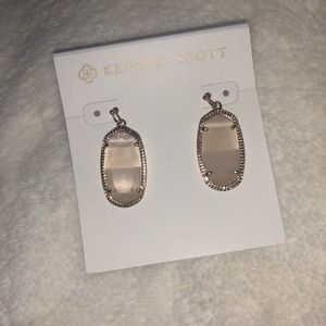 Kendra Scott Jewelry - Kendra Scott Dani Earrings Kendra Scott Jewelry - Kendra Scott Dani Earrings